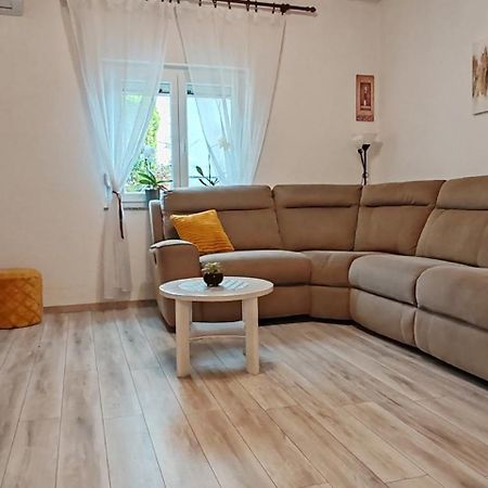 Apartment Nereo Senj  Exteriér fotografie